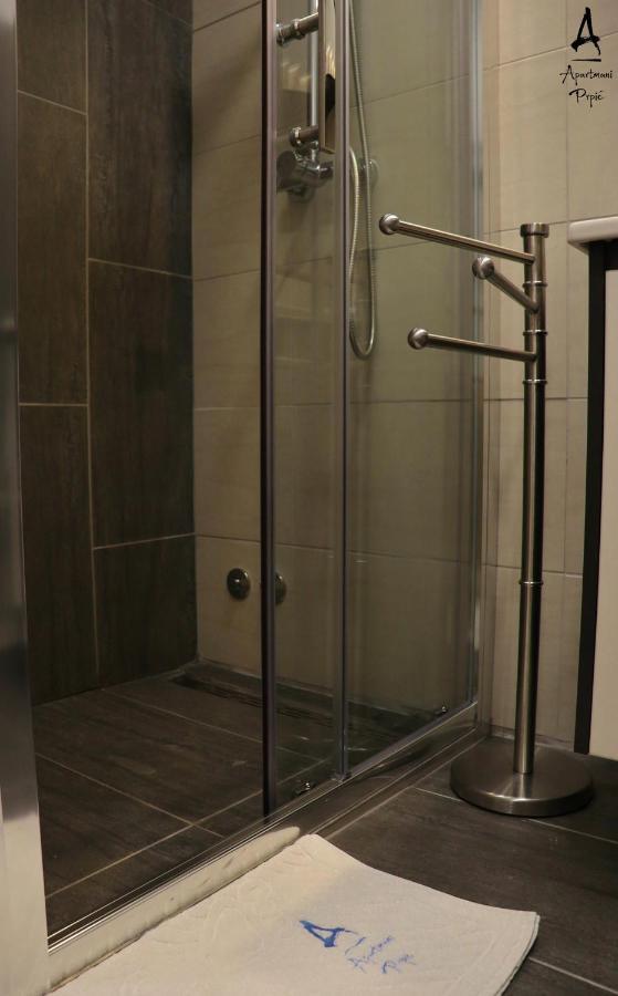 Apartmani Prpić Razanac Bagian luar foto